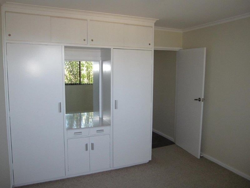 2/20 Cassidy Street, Queanbeyan NSW 2620