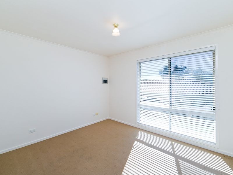 23/27 Elm Way, Jerrabomberra NSW 2619