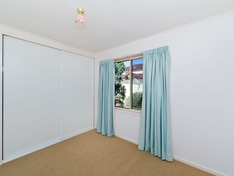 23/27 Elm Way, Jerrabomberra NSW 2619