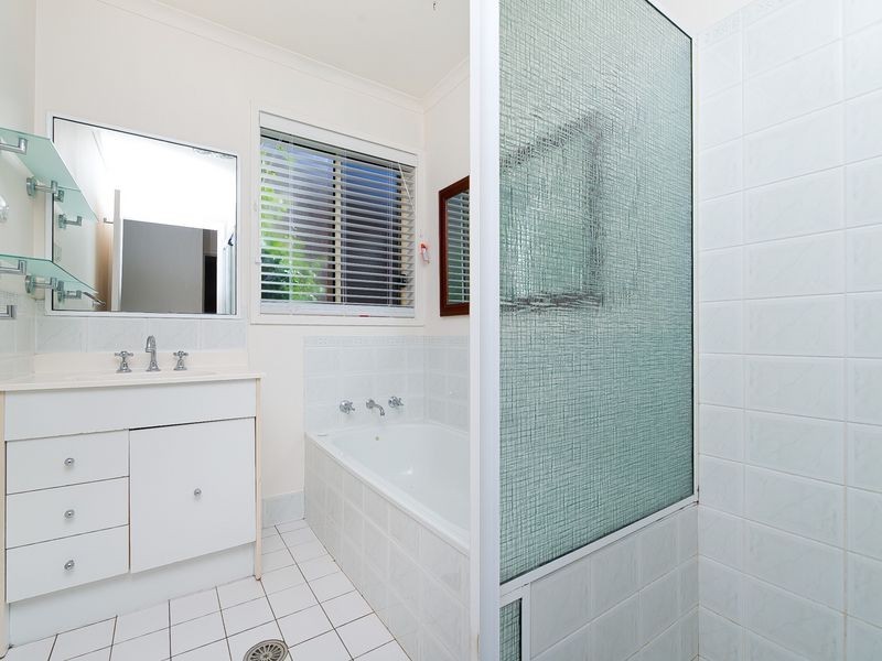 23/27 Elm Way, Jerrabomberra NSW 2619