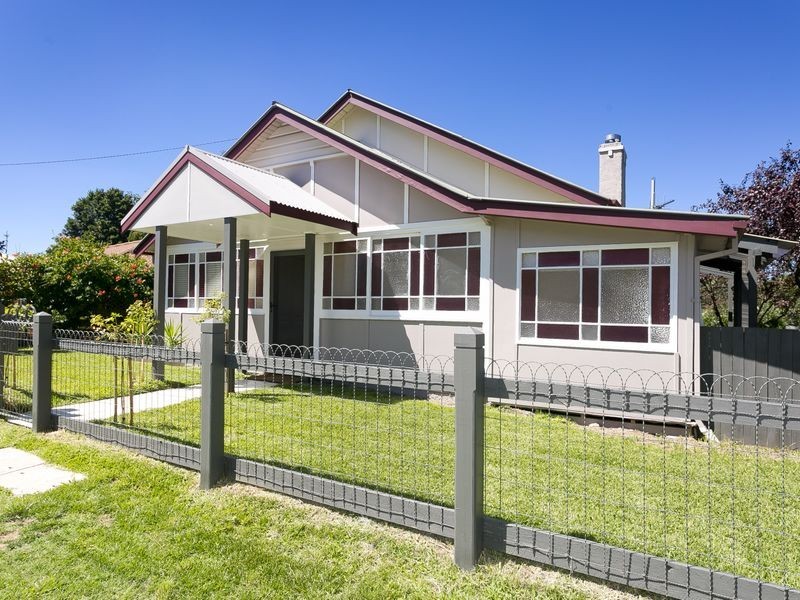 1 Hirst Avenue, Queanbeyan NSW 2620