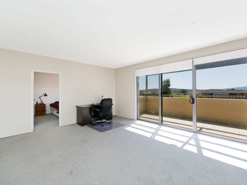 8C/17 Uriarra Road, Queanbeyan NSW 2620