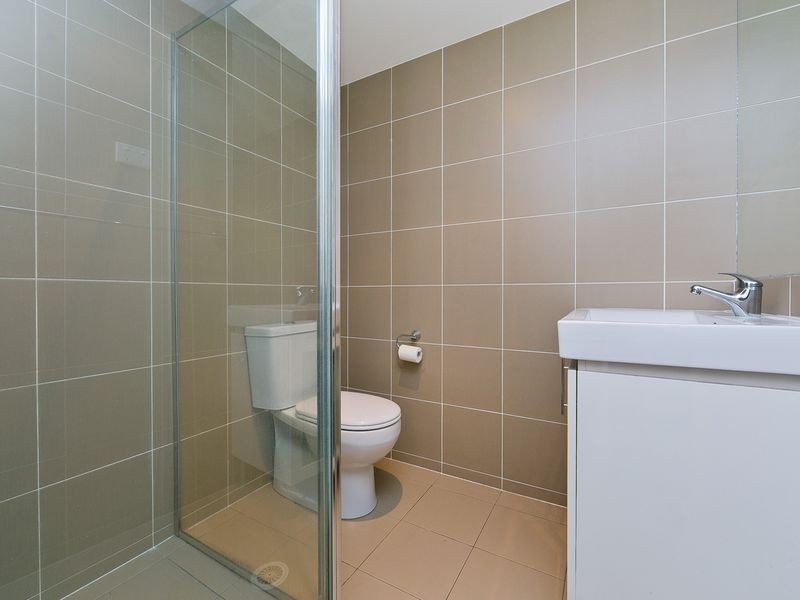 8C/17 Uriarra Road, Queanbeyan NSW 2620