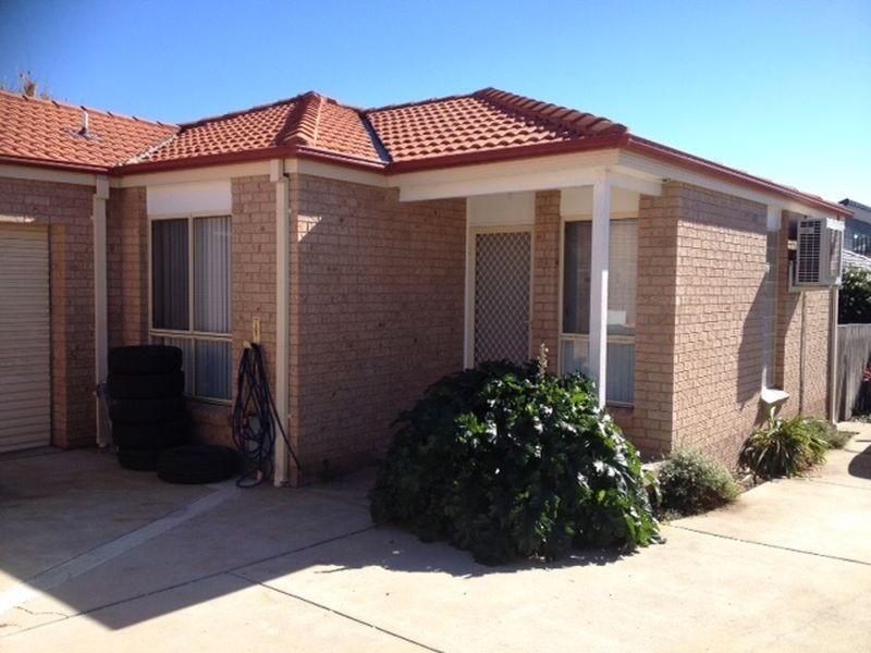 2/23 Ernest, Queanbeyan NSW 2620