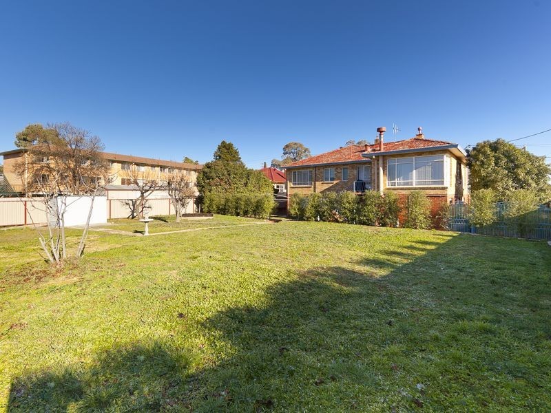 52 Crest Road, Booroomba ACT 2620