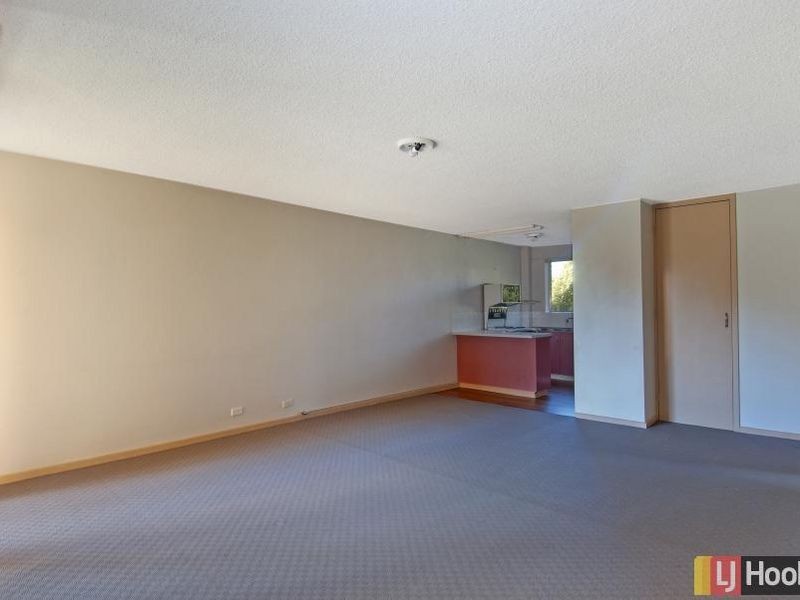 23/15 Crest Road, Queanbeyan NSW 2620