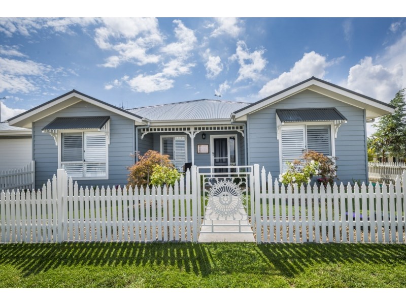 21 Nellie Street, Googong NSW 2620