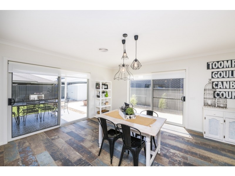 21 Nellie Street, Googong NSW 2620