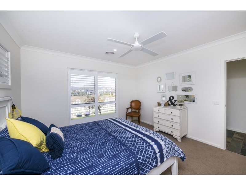 21 Nellie Street, Googong NSW 2620