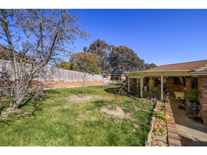 19 Doyle Place, Queanbeyan NSW 2620