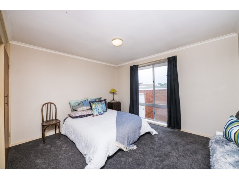 5 Ullamulla Crescent, Queanbeyan NSW 2620