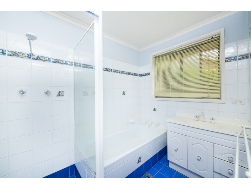 5 Ullamulla Crescent, Queanbeyan NSW 2620