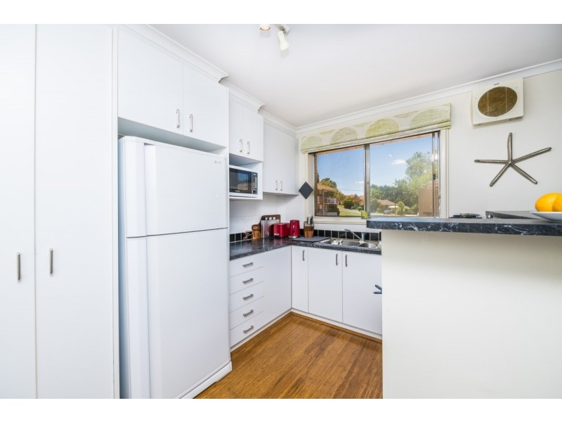 9/2 Booth Street, Queanbeyan NSW 2620