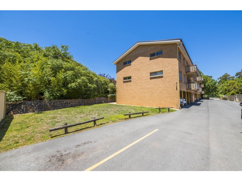 9/2 Booth Street, Queanbeyan NSW 2620