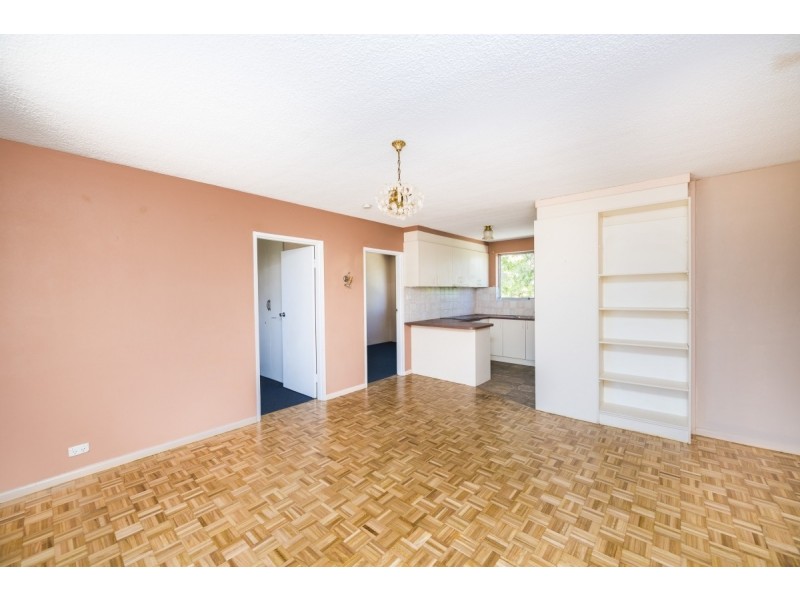 13/104 Henderson Road, Queanbeyan NSW 2620