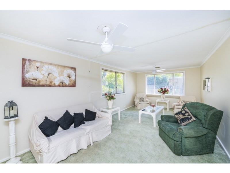 15 Blackall Avenue, Queanbeyan NSW 2620