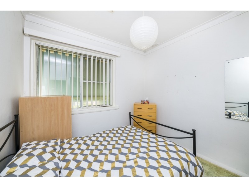 15 Blackall Avenue, Queanbeyan NSW 2620