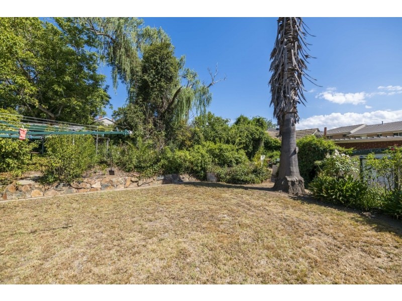 15 Blackall Avenue, Queanbeyan NSW 2620