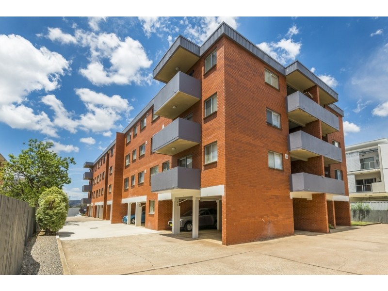 20/11 Crest Road, Queanbeyan NSW 2620