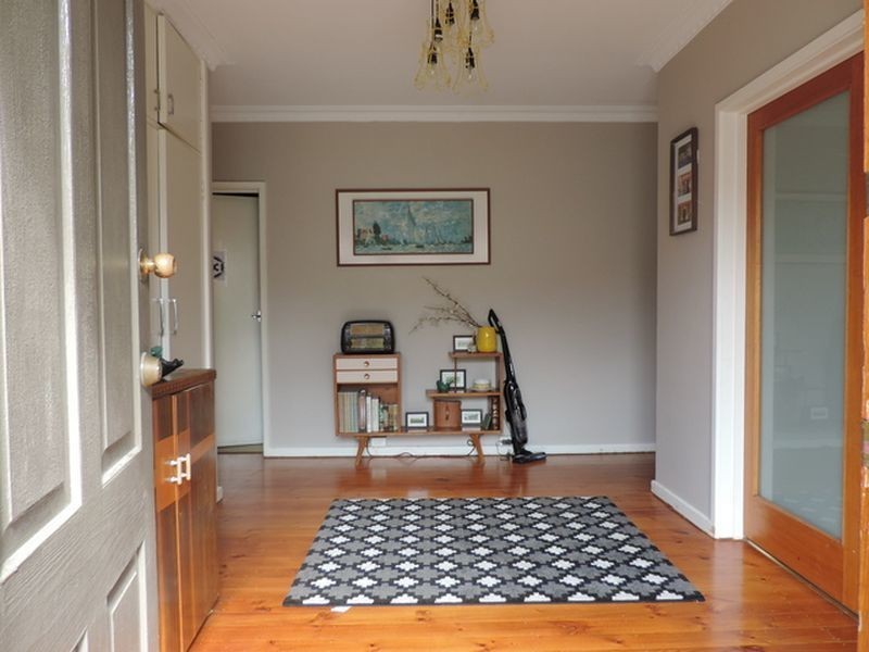 13 Albert Street, Queanbeyan NSW 2620