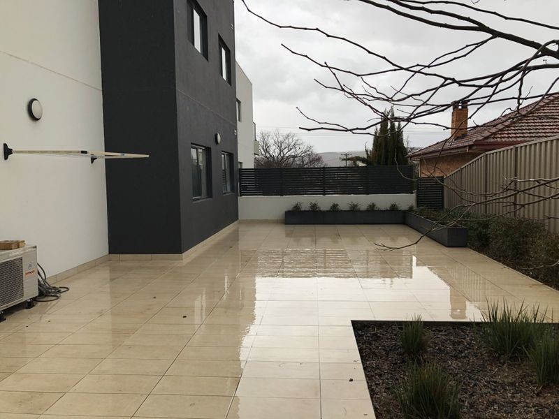 2/9 Stornaway Road, Queanbeyan NSW 2620