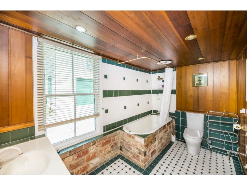 35 Derrima Road, Queanbeyan NSW 2620
