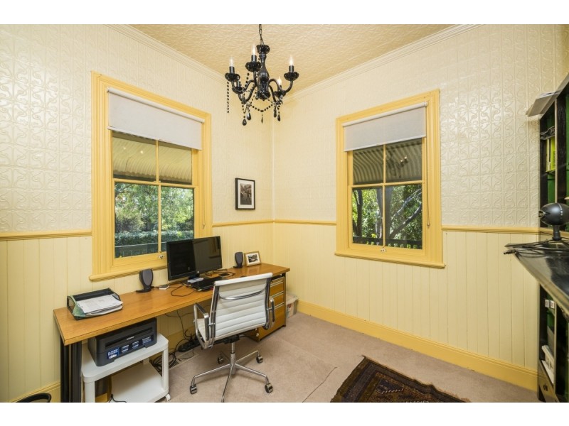 35 Derrima Road, Queanbeyan NSW 2620
