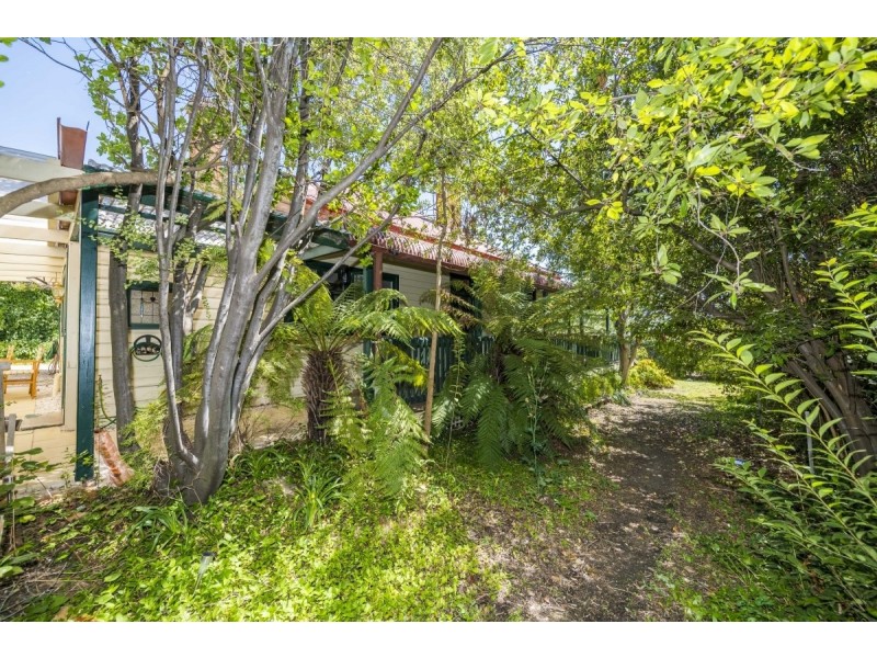 35 Derrima Road, Queanbeyan NSW 2620