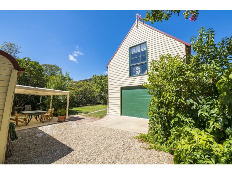 35 Derrima Road, Queanbeyan NSW 2620