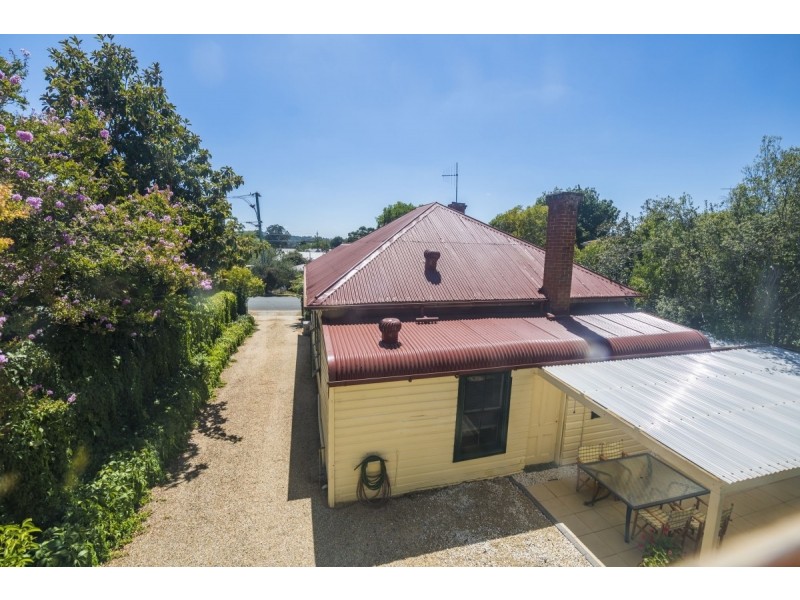 35 Derrima Road, Queanbeyan NSW 2620