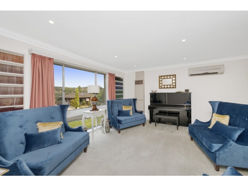 16 Ullamulla Crescent, Queanbeyan NSW 2620