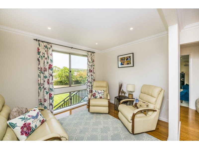 16 Ullamulla Crescent, Queanbeyan NSW 2620