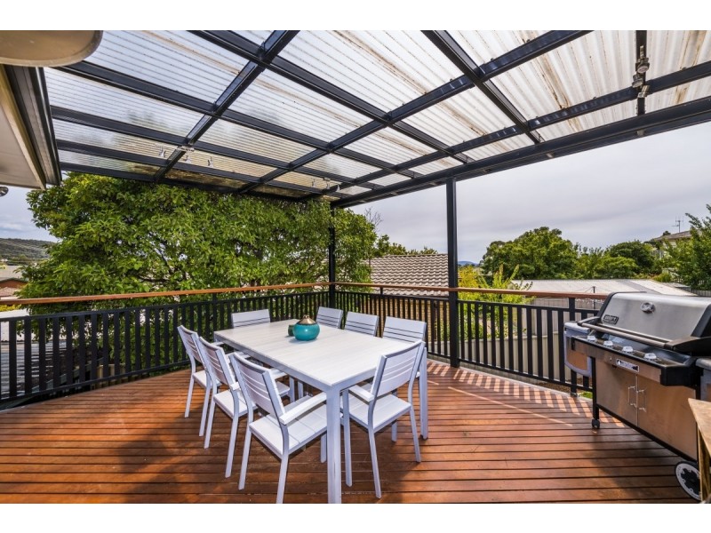 16 Ullamulla Crescent, Queanbeyan NSW 2620