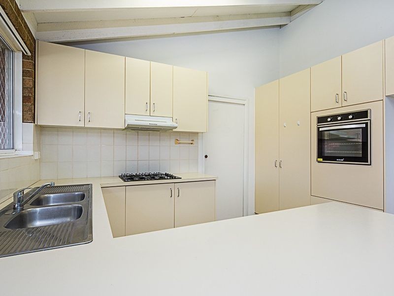 4/30 Mowatt Street, Queanbeyan NSW 2620