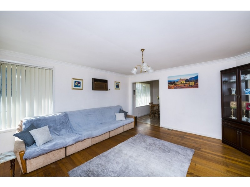 29 Christopher Crescent, Queanbeyan NSW 2620