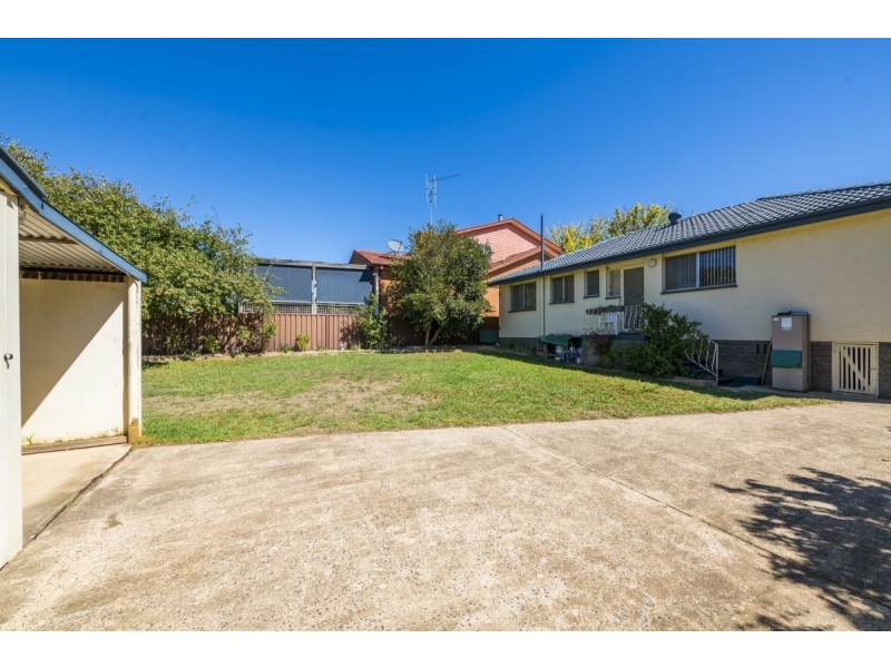 29 Christopher Crescent, Queanbeyan NSW 2620