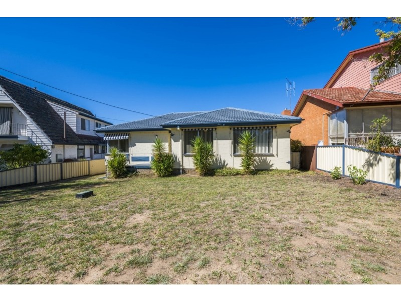 29 Christopher Crescent, Queanbeyan NSW 2620