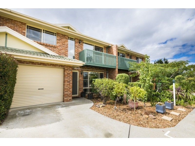 4/25 Uriarra Road, Queanbeyan NSW 2620