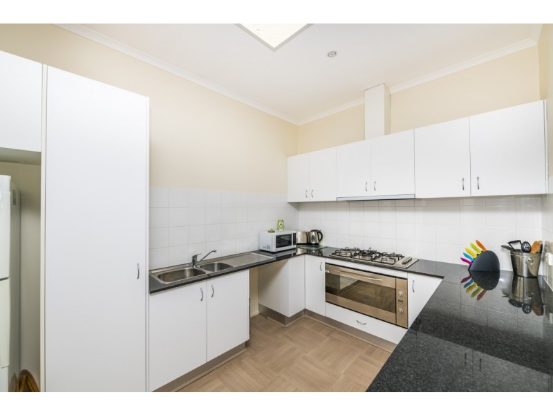 1/9 Dodsworth Street, Queanbeyan NSW 2620
