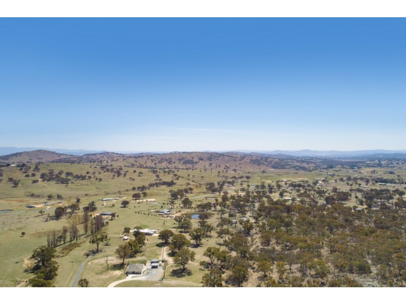 15 Francis Lane, Royalla NSW 2620