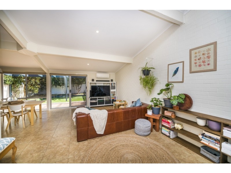 8/1 Hakea Street, Queanbeyan NSW 2620