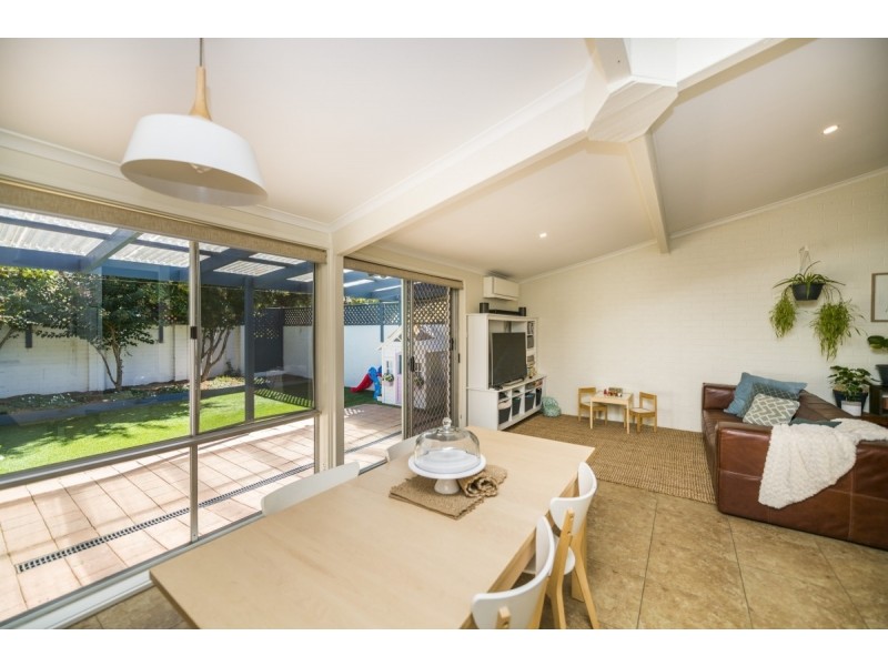 8/1 Hakea Street, Queanbeyan NSW 2620