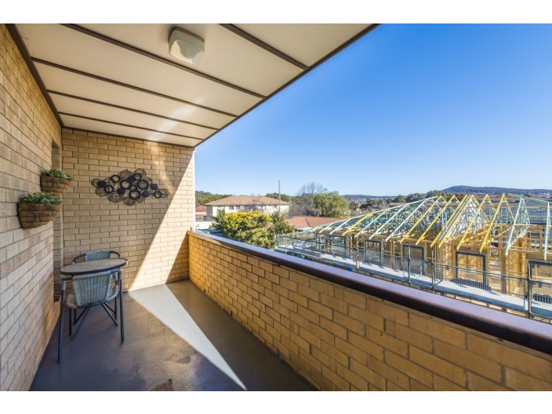 1/27 Mowatt Street, Queanbeyan NSW 2620
