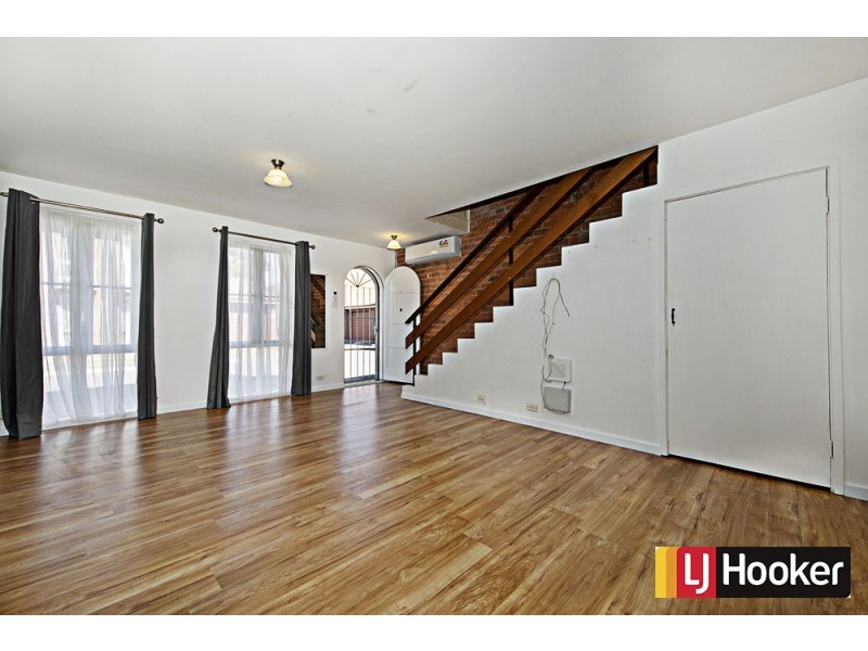 5/113 Stornaway Road, Queanbeyan NSW 2620