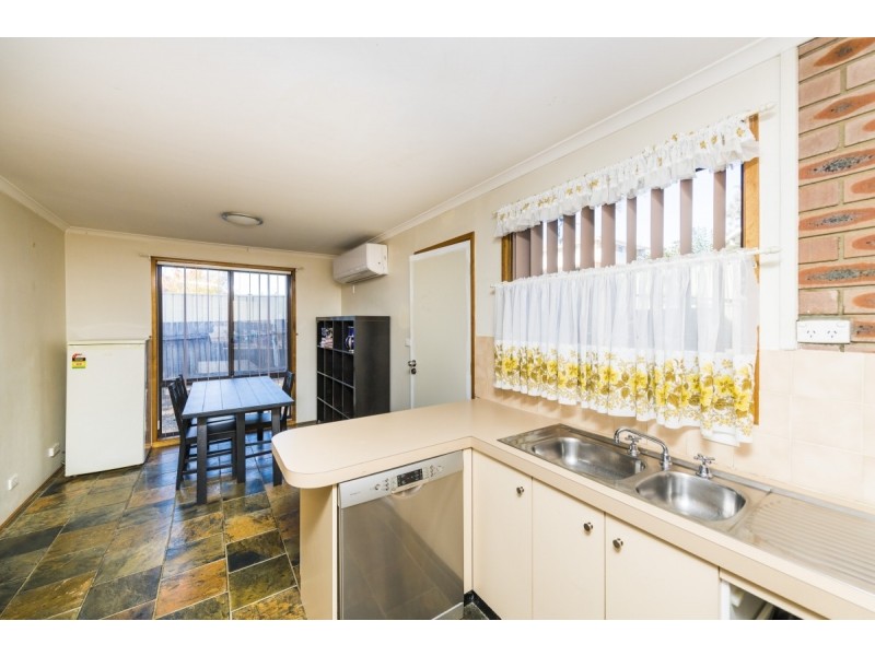 11/116 Henderson Road, Queanbeyan NSW 2620