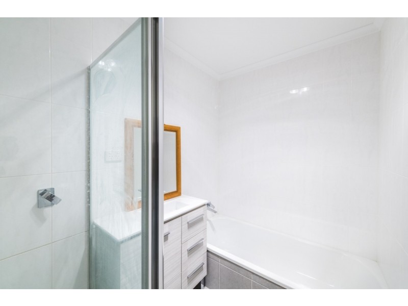 11/116 Henderson Road, Queanbeyan NSW 2620