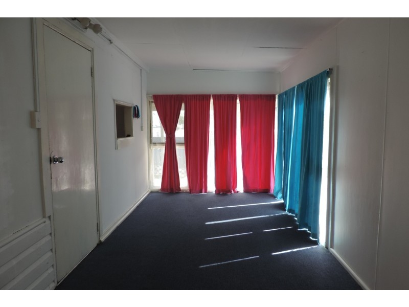 64 Collett Street, Queanbeyan NSW 2620