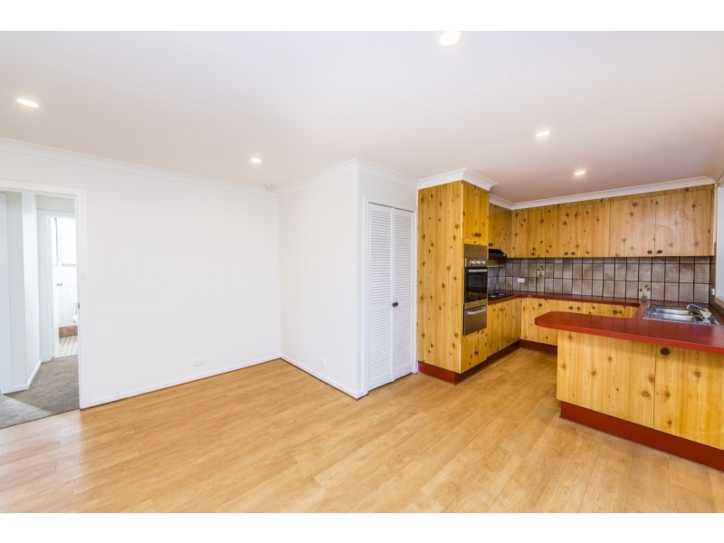 2 Charles Street, Queanbeyan NSW 2620