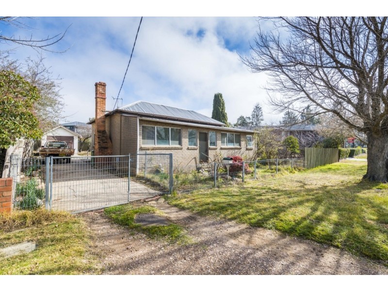 7 McIntosh Street, Queanbeyan NSW 2620