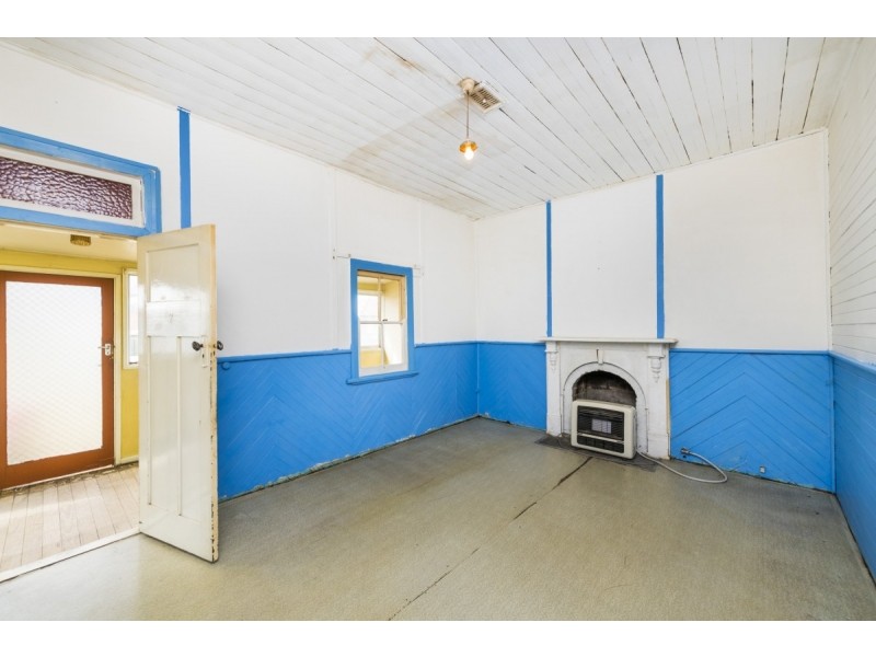 7 McIntosh Street, Queanbeyan NSW 2620